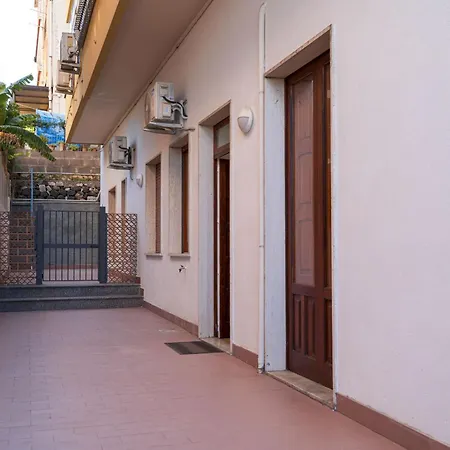 Casa Degli Oleandri 公寓 *
