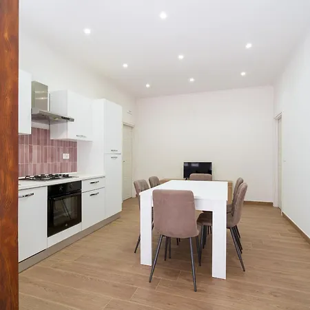 Casa Degli Oleandri Apartment *